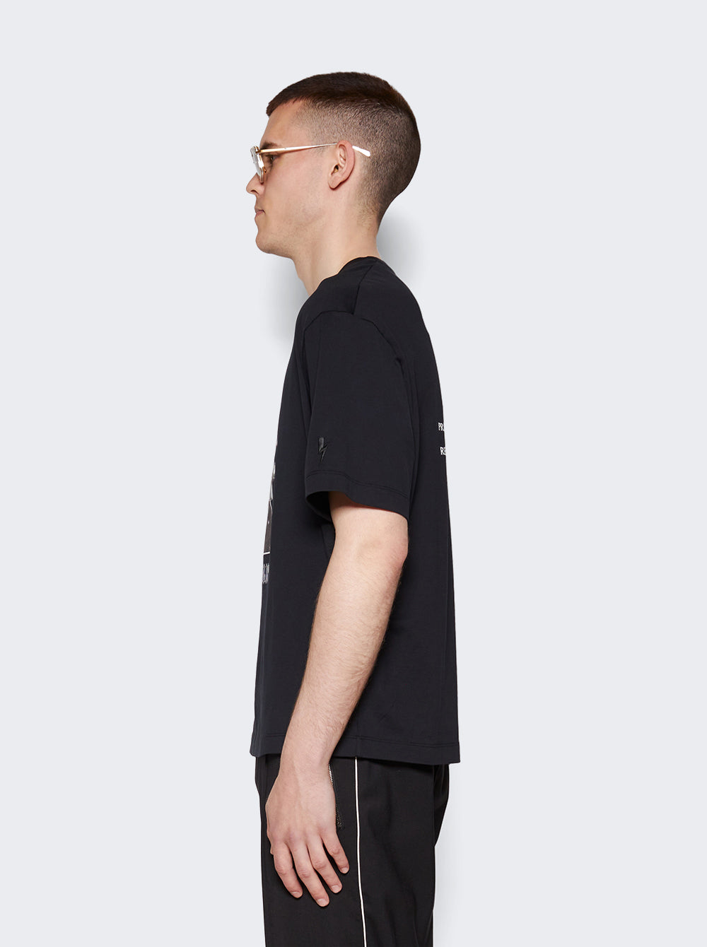 MY70268A-Y531_Black_04.jpg