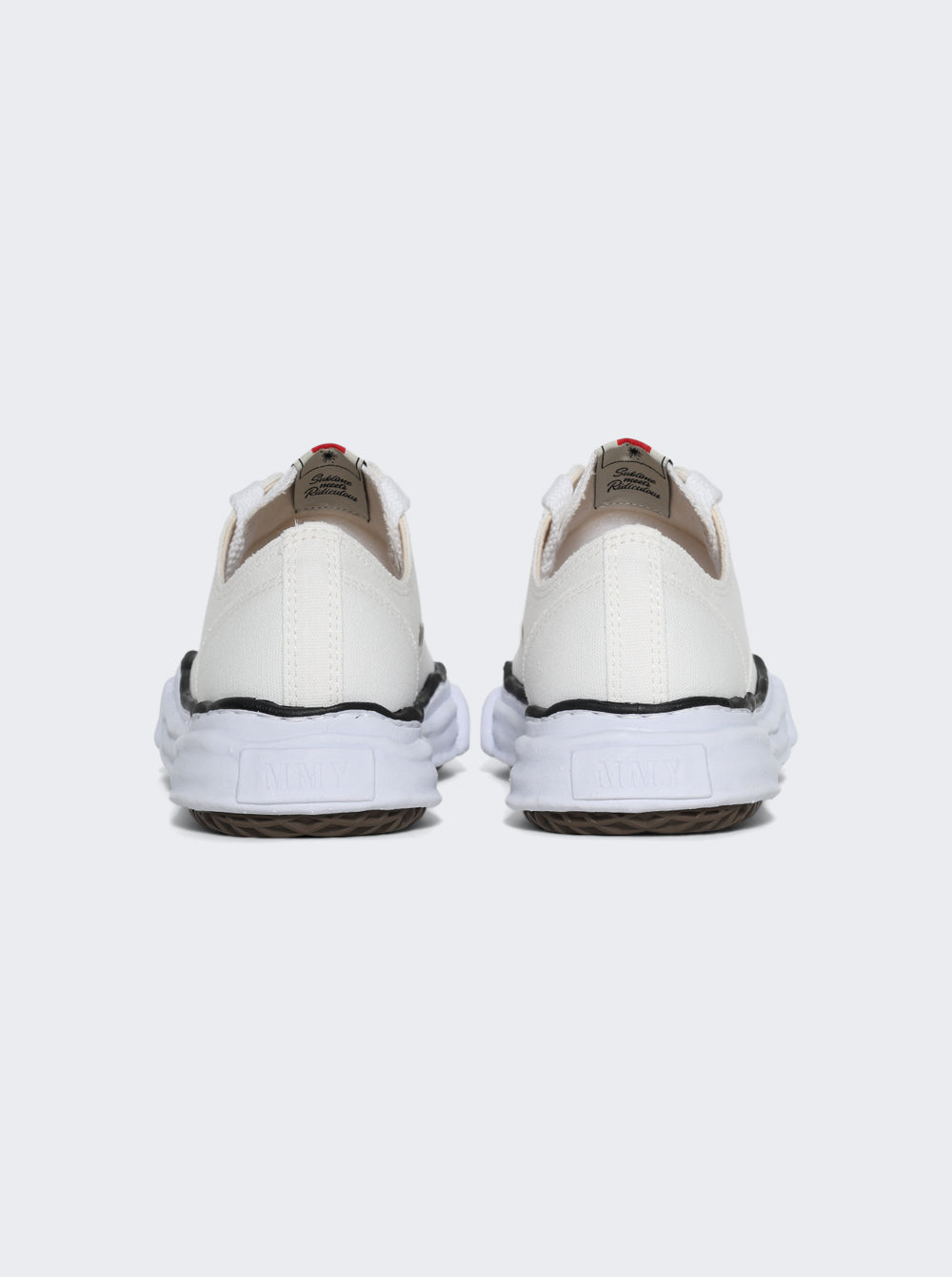 A01FW702_White_04.jpg