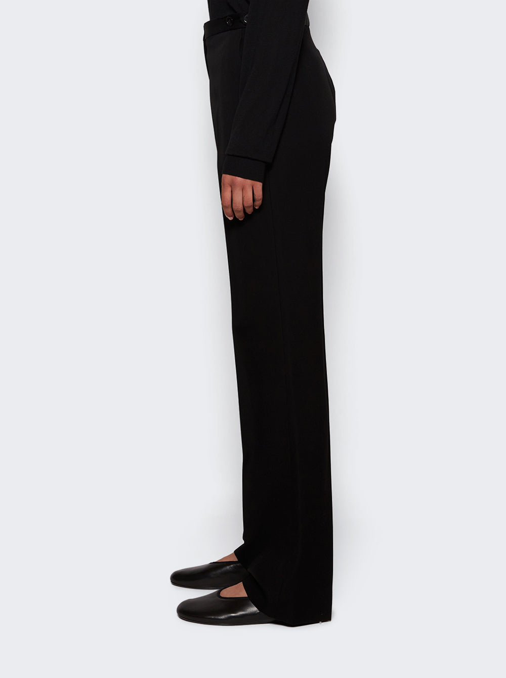 8303 W3181_Black_04.jpg