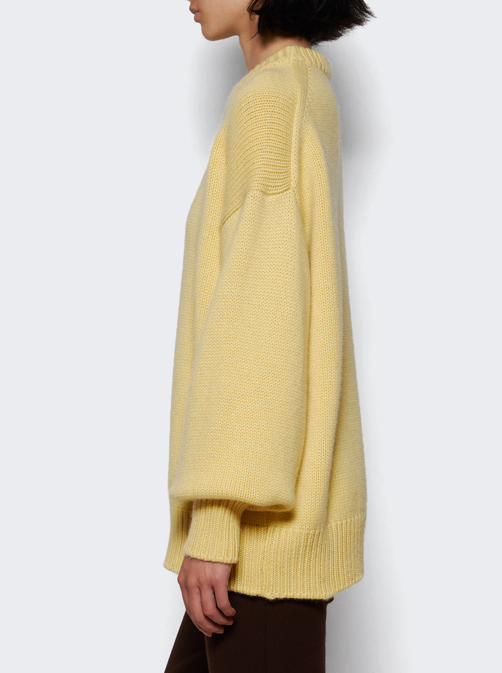 AM43_Yellow_04.jpg