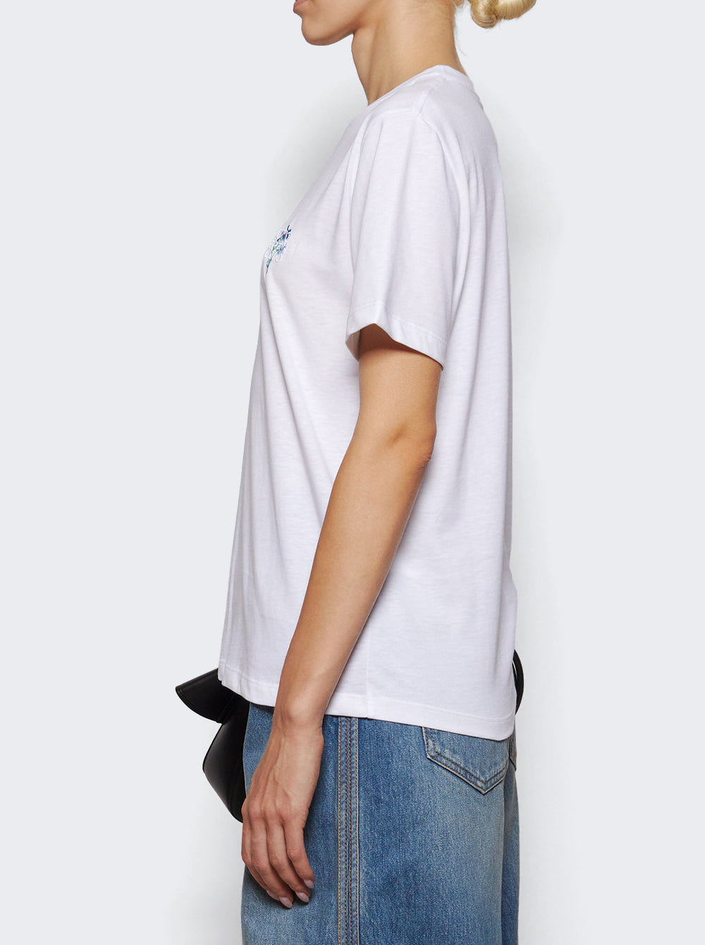 S359Y22X97_White_04.jpg