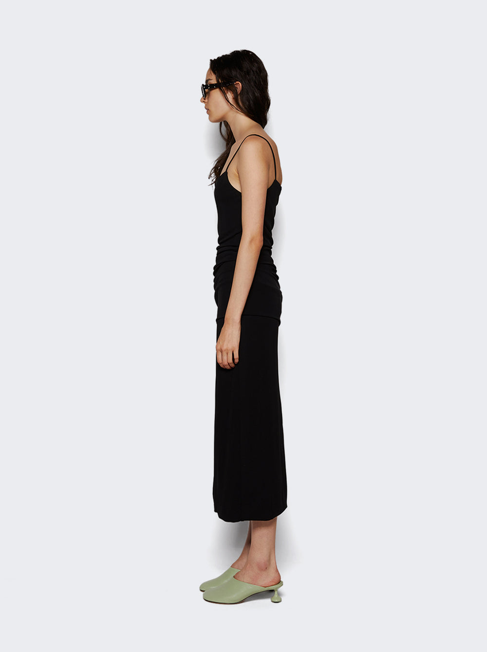 R2433017_Black_04.jpg