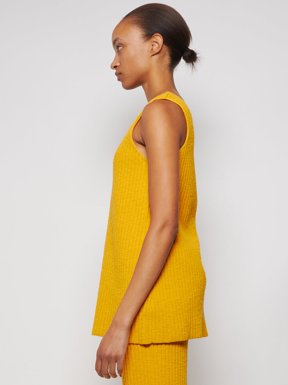 R2217780 KY232_Yellow_04.jpg