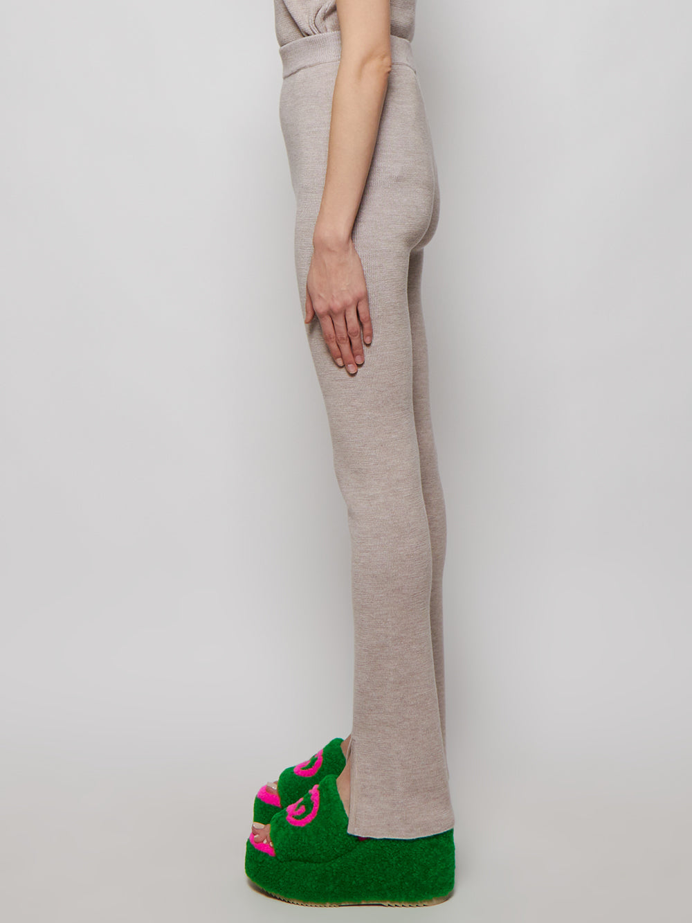 197321_Beige_04.jpg