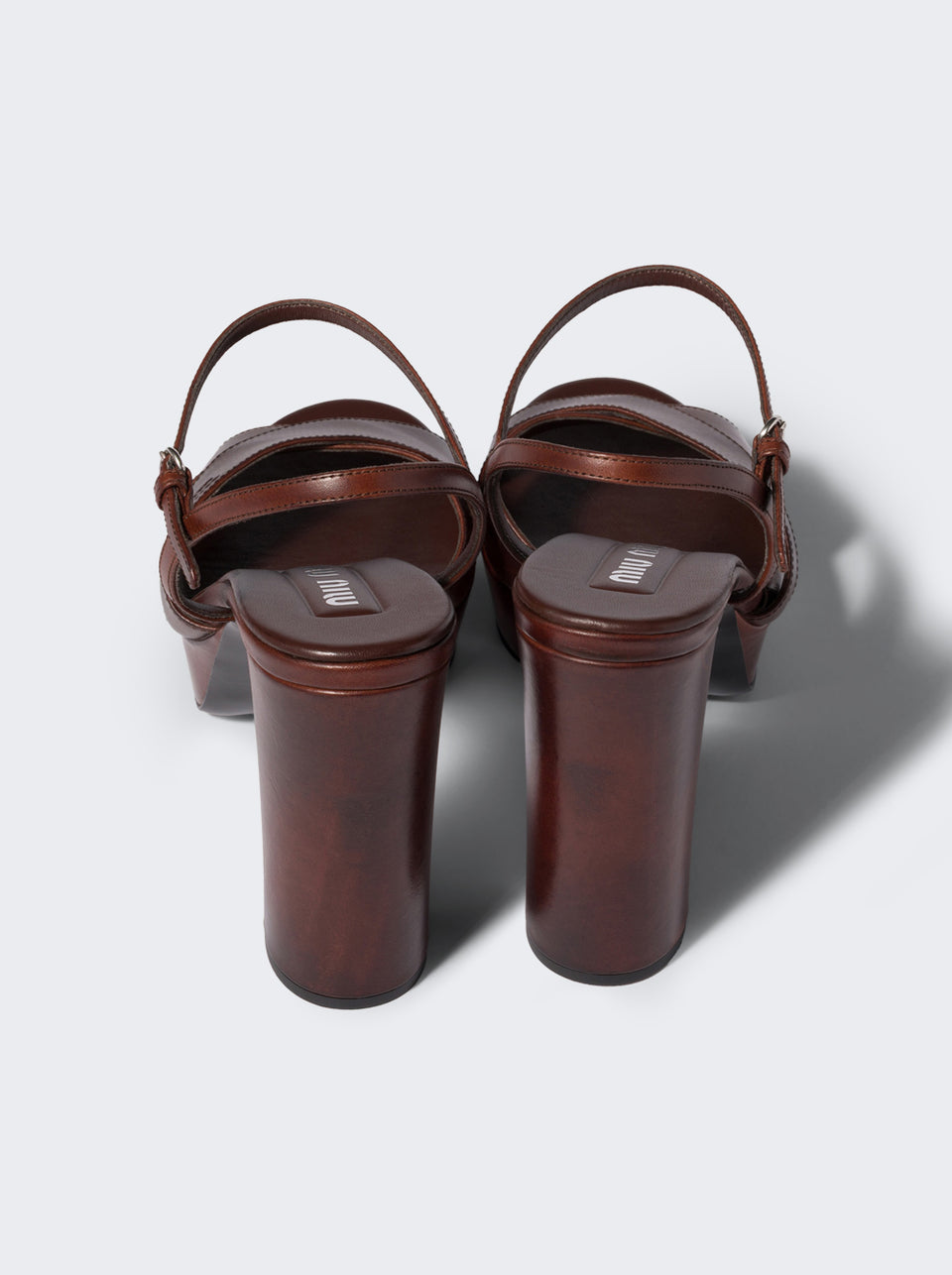 5XP917 F 110 V69_Brown_04.jpg