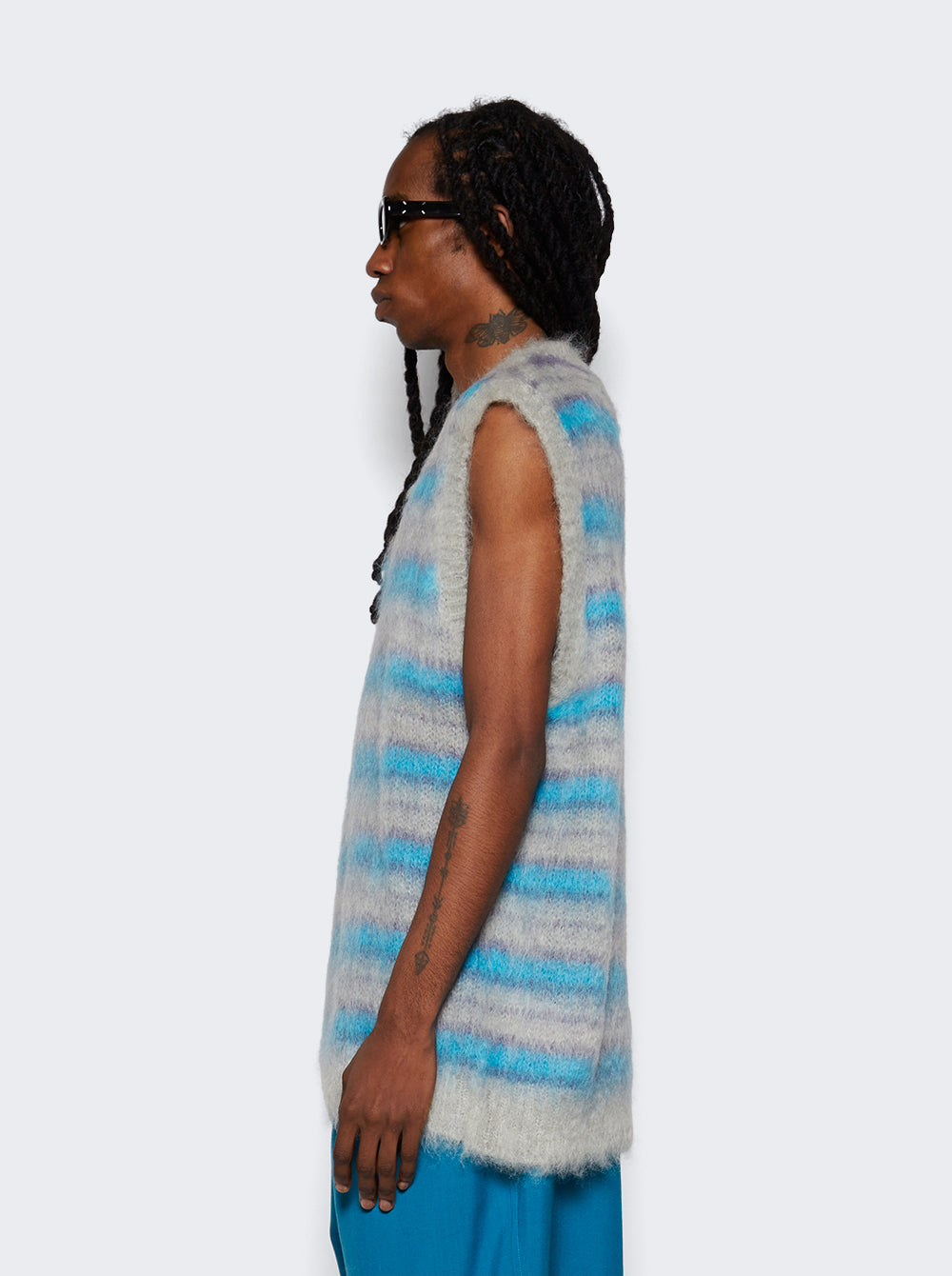 CVMG0076Q0 UFU191_Blue_04.jpg