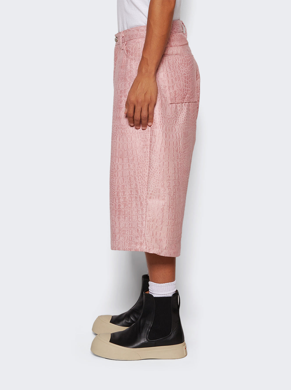 Lotus Leather Short_Pink_04.jpg