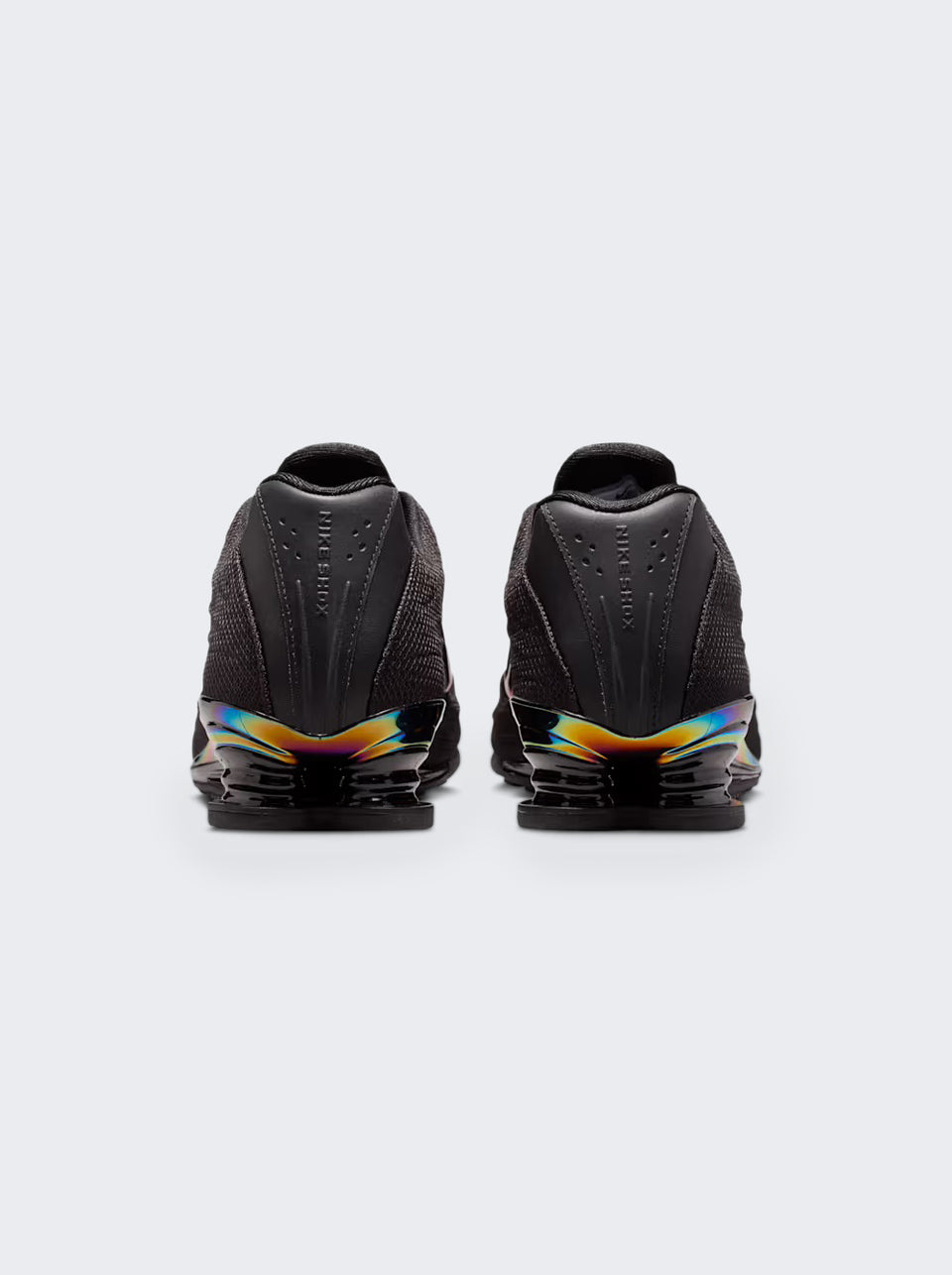 IM6051-001_Black_04.jpg