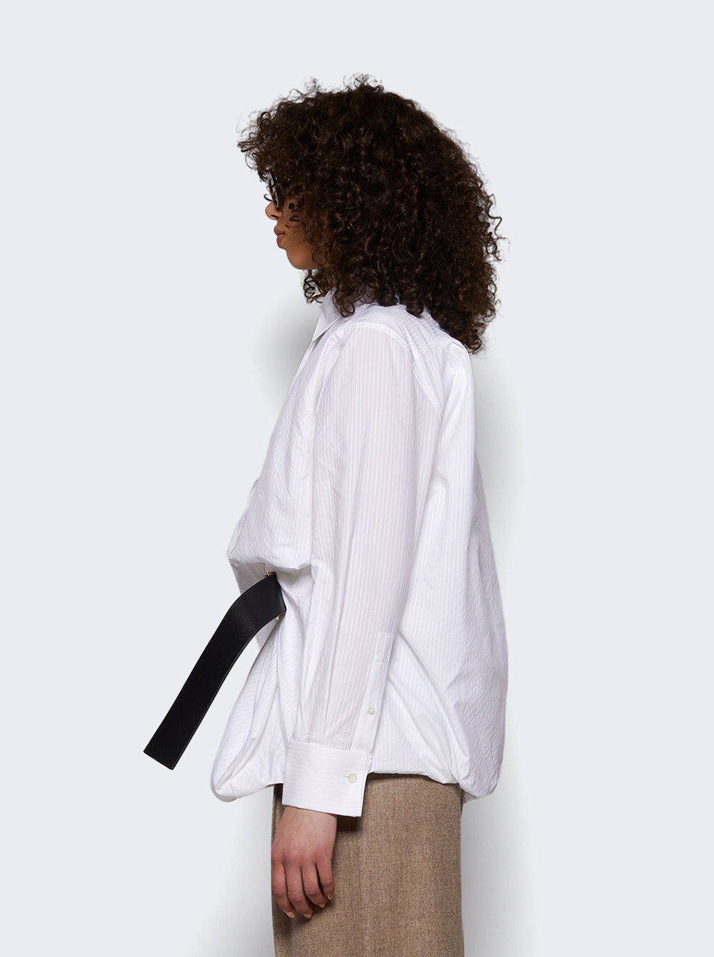 S540Y05XAF_White_04.jpg