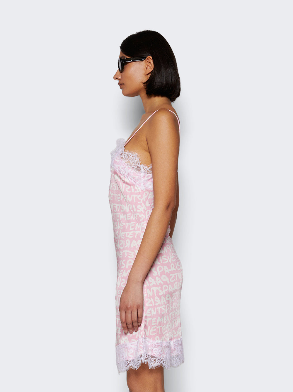 WE64DR250PW_Pink_04.jpg