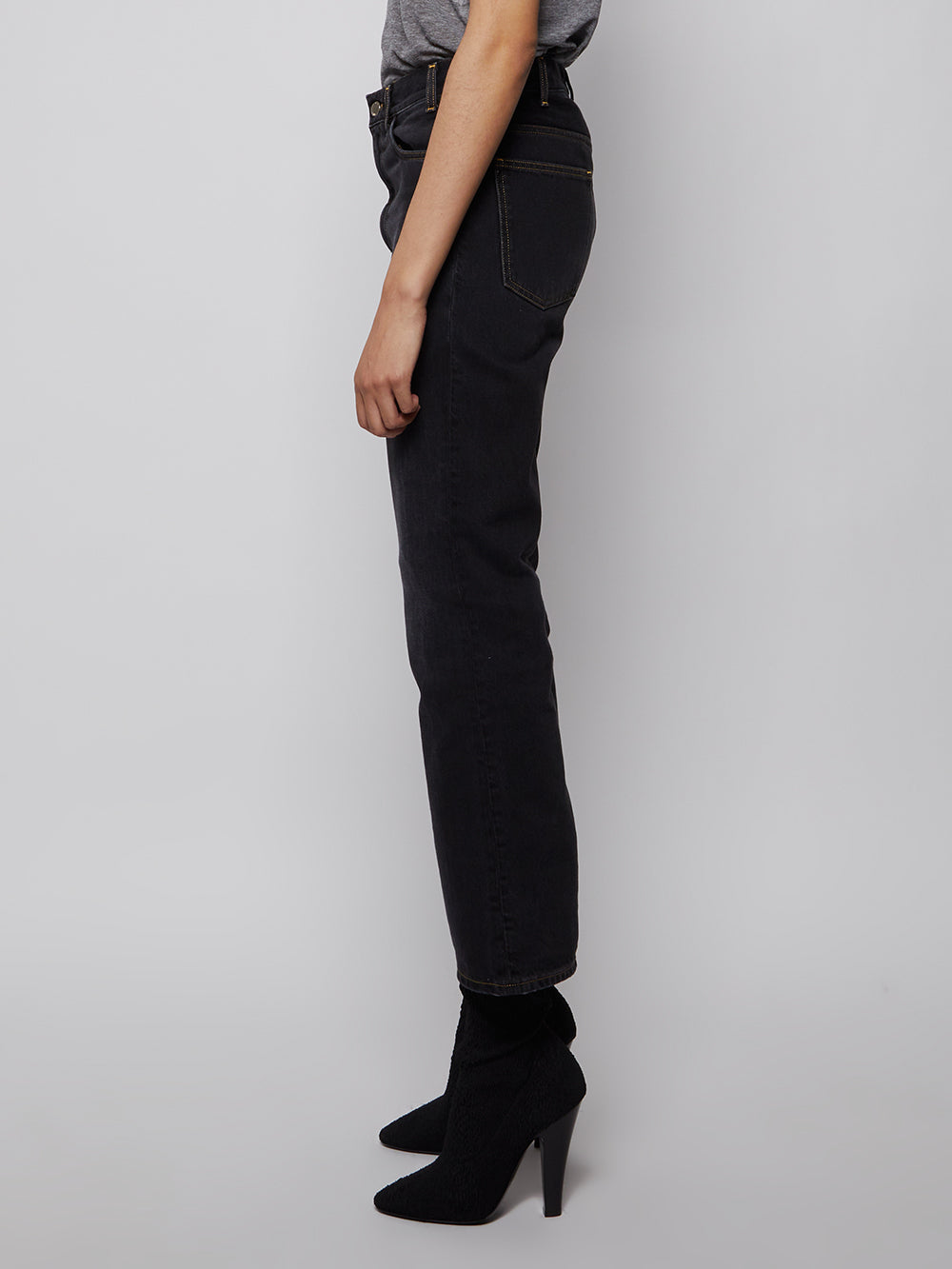 WJ39C1_Black_04.jpg