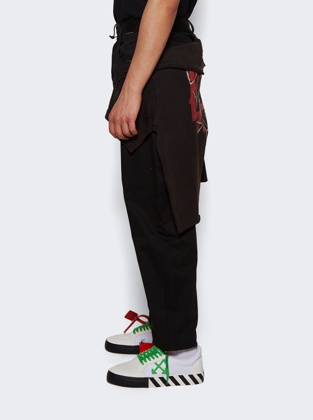B0030259-FA254-099_Black_04.jpg
