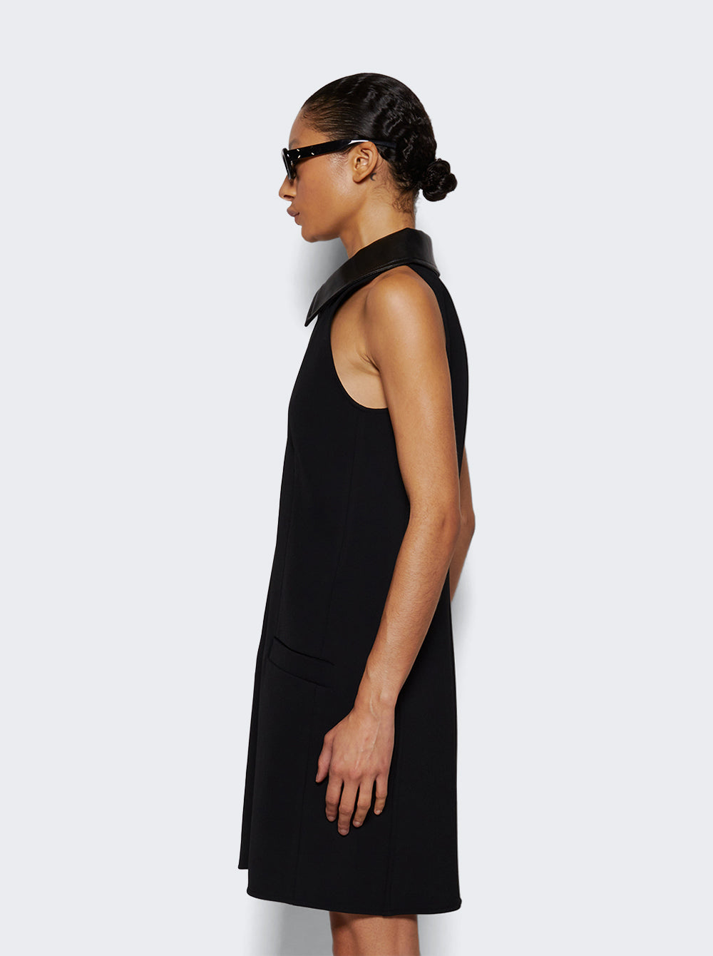 R2513024_Black_04.jpg