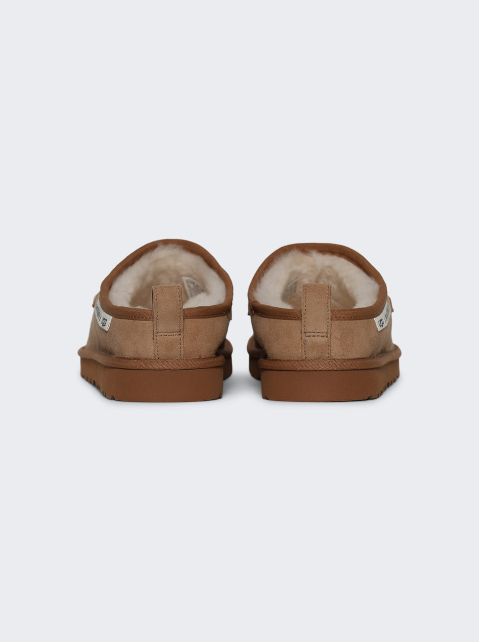 1186772-CHE_Camel_04.jpg