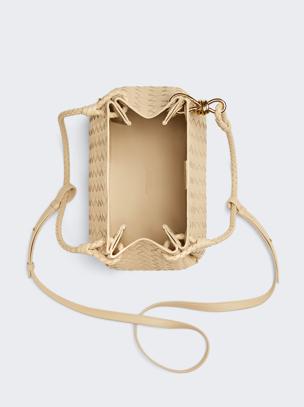 835921 VCPPT_Beige_04.jpg