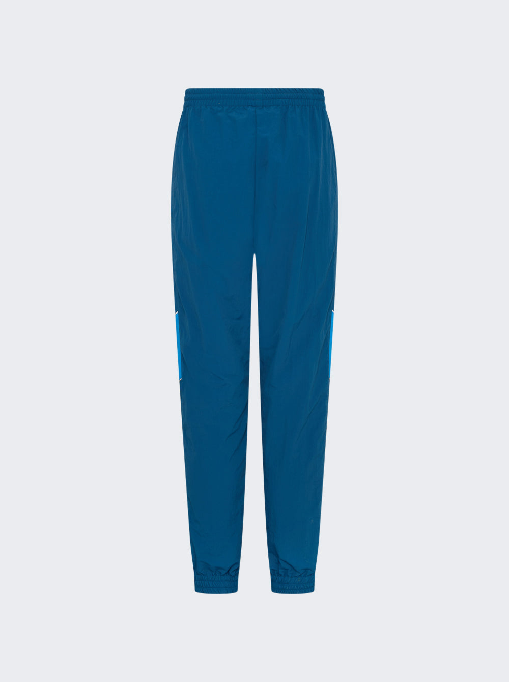 131WP01536_Blue_04.jpg