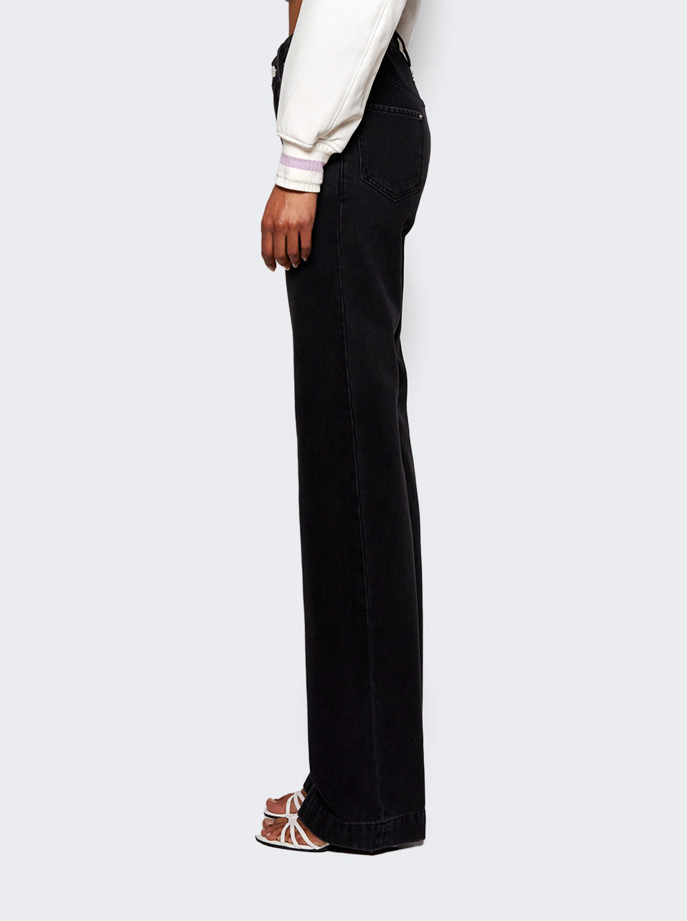 RE25DK14DTR_Black_04.jpg