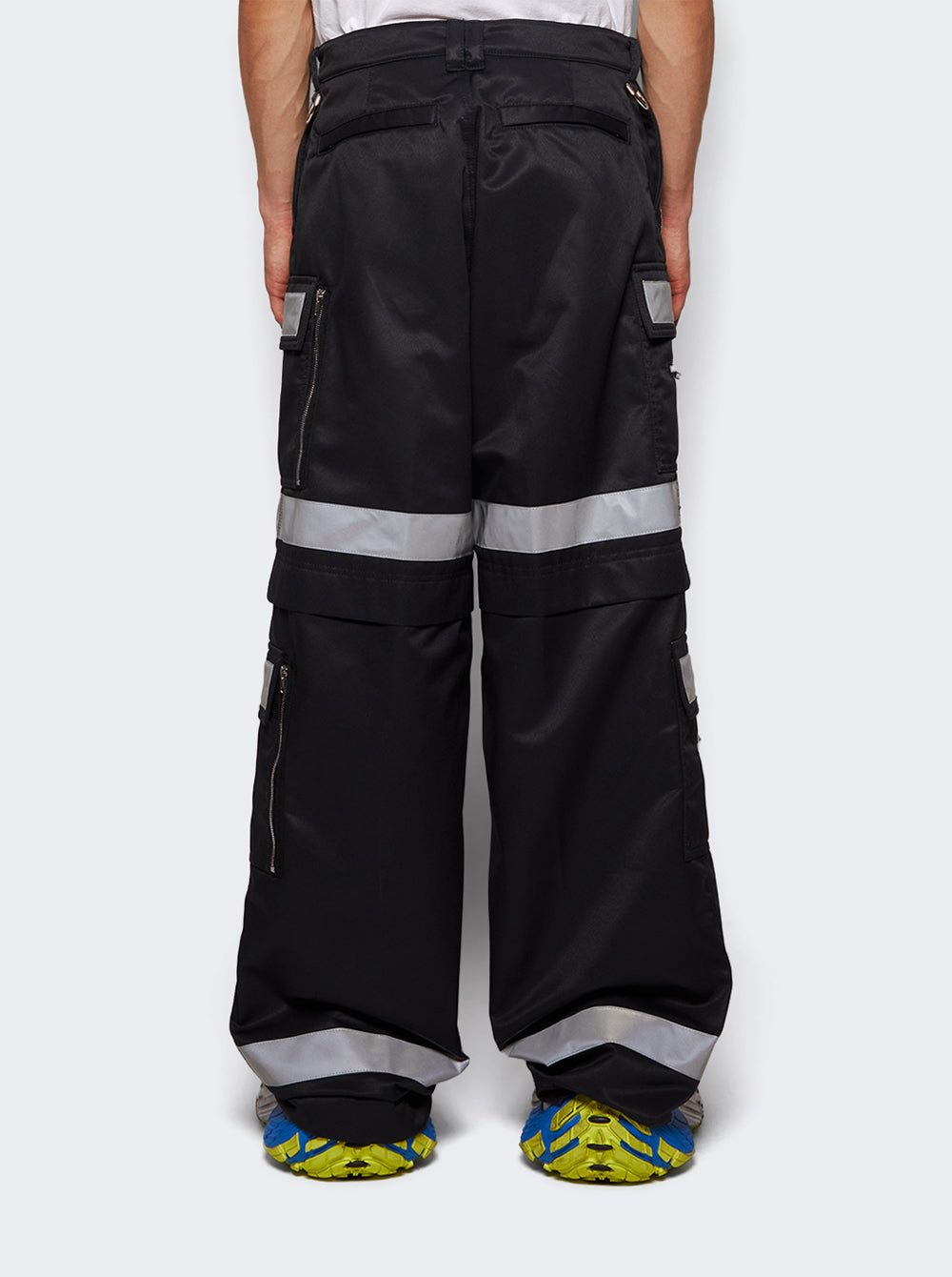 UA66PA300B_Black_05.jpg