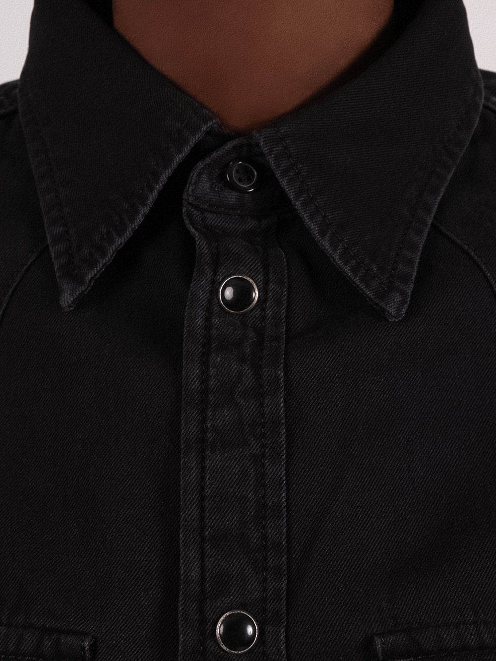 ML95C124_Black_05.jpg