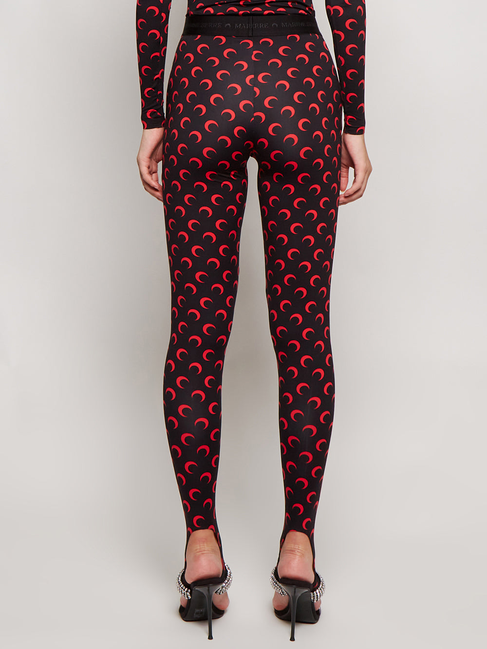 P111ICONWFW21 JERPA0001_Red_05.jpg