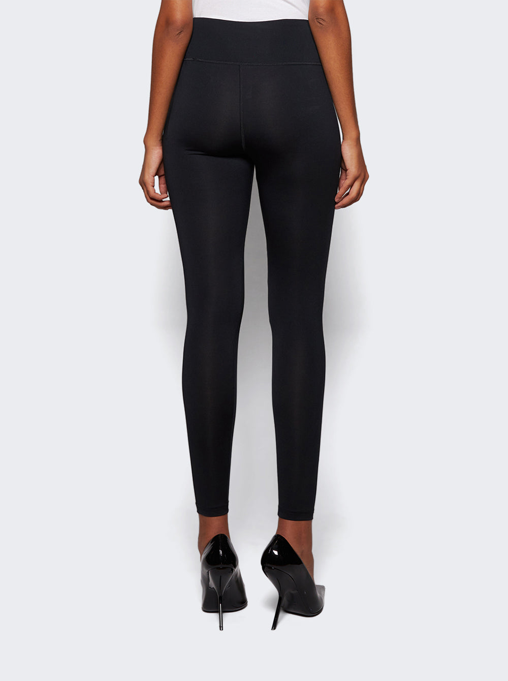 826073 TRVY3_Black_05.jpg
