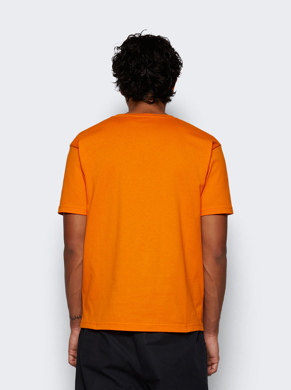 6V3MG16PAPG_Orange_05.jpg