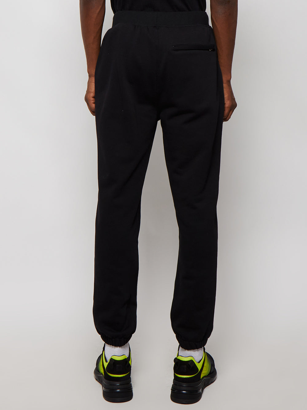 JP0015_Black_05.jpg