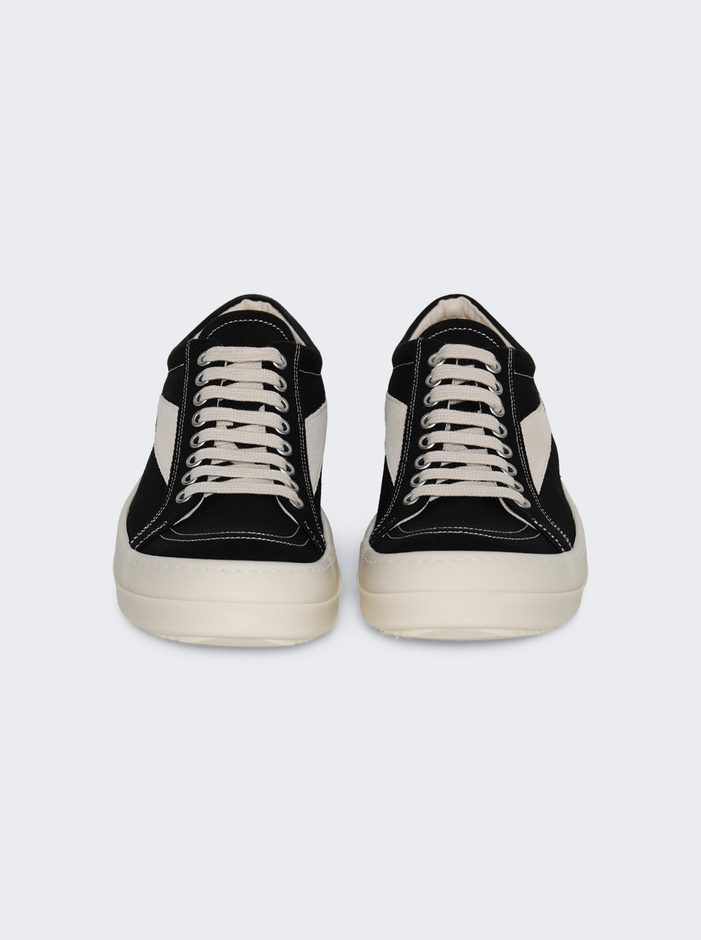 DS02F6803 DOLVS_Black_05.jpg