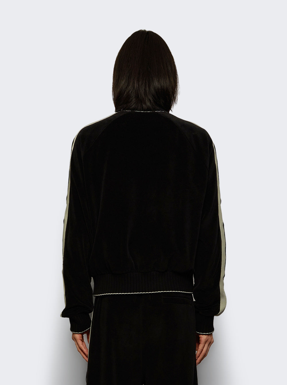 AMOUJA1003_Black_05.jpg