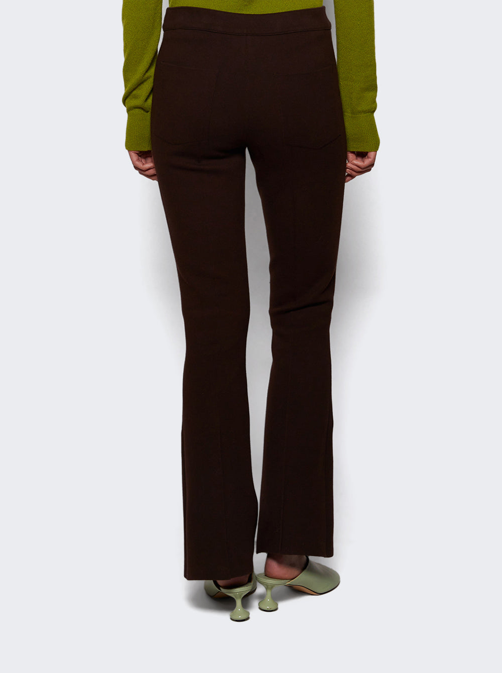 AM40_Brown_05.jpg