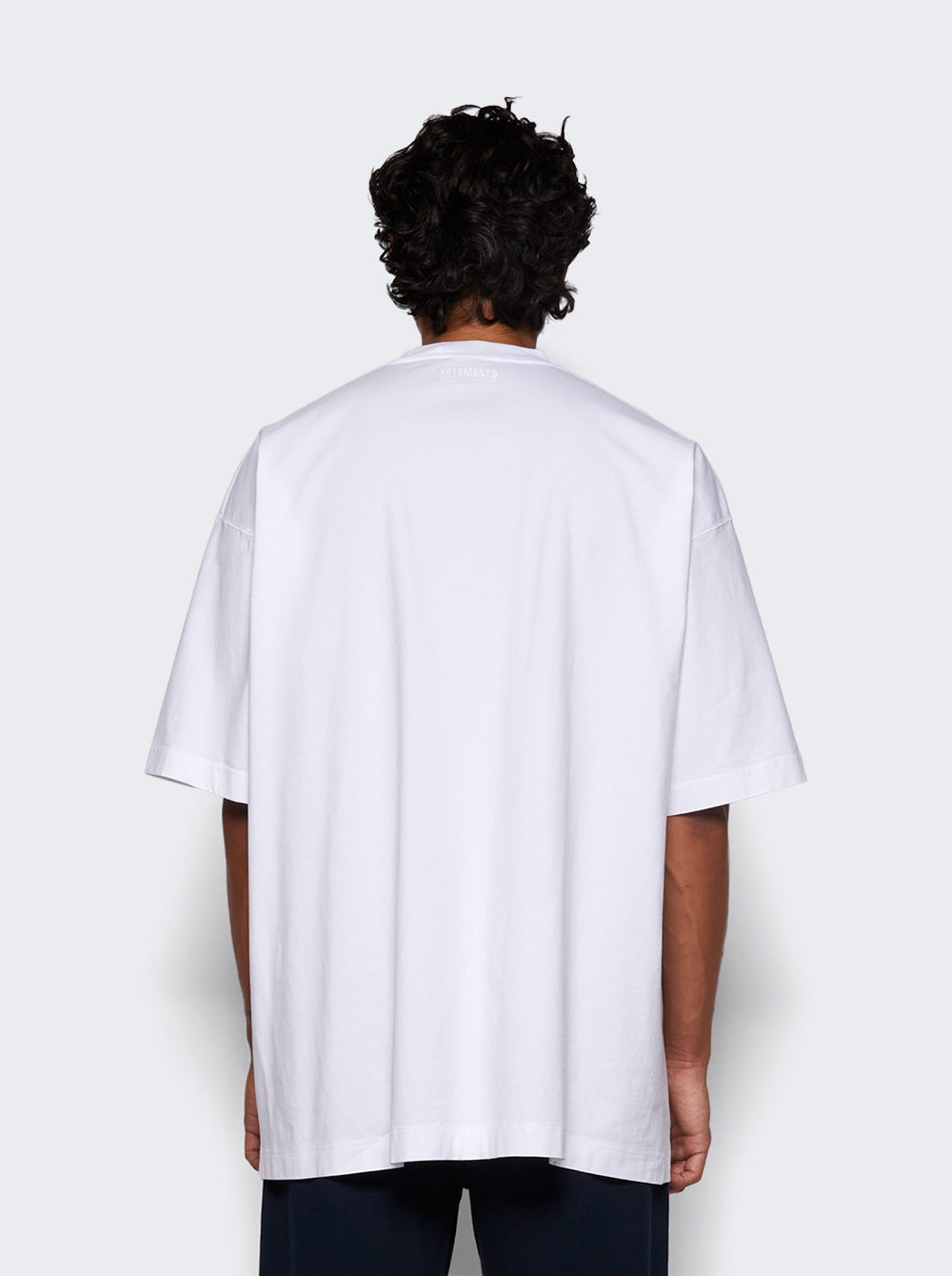 UA66TR765W_White_05.jpg