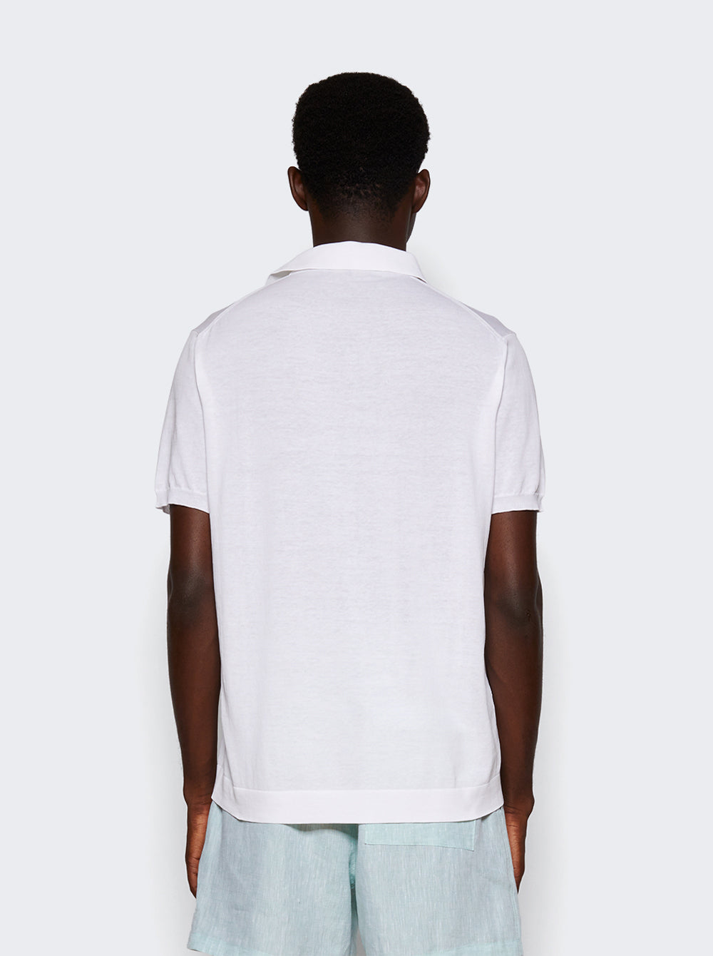 FAI1567_White_05.jpg
