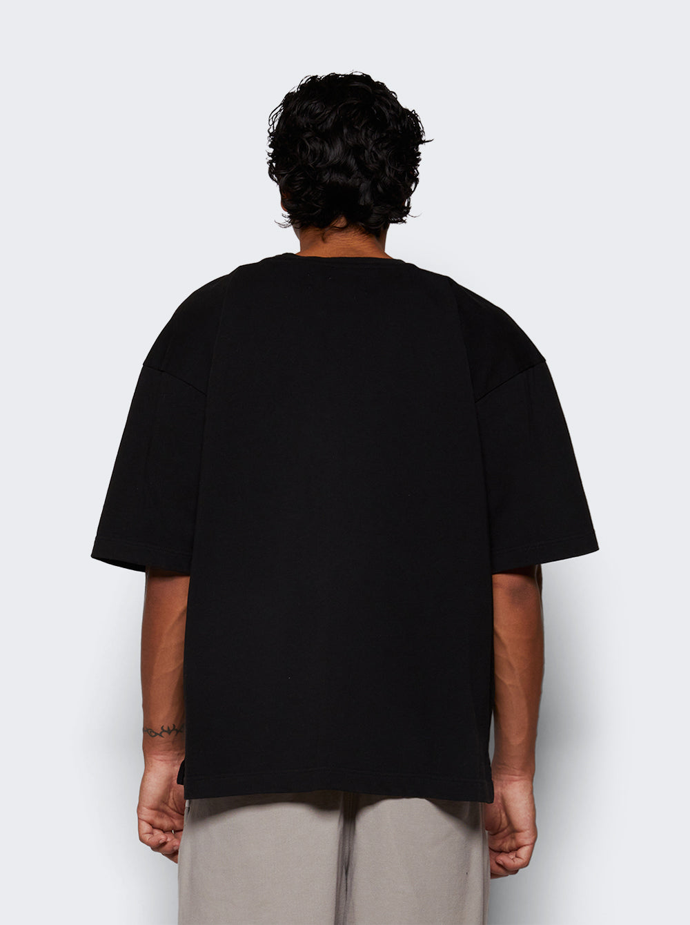 I12TS512_Black_05.jpg