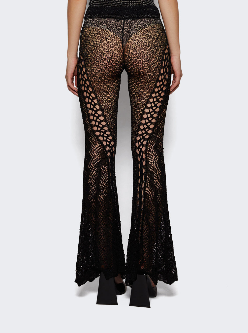 REAW24_21_Black_05.jpg