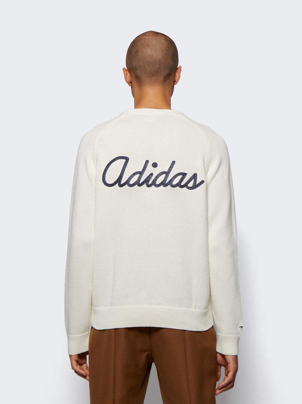 HI2931_Off White_05.jpg