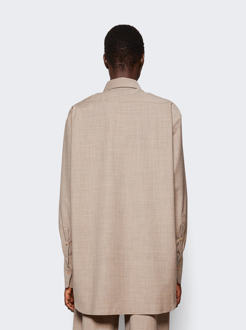 AW24-SH001-U-WO001_Beige_05.jpg