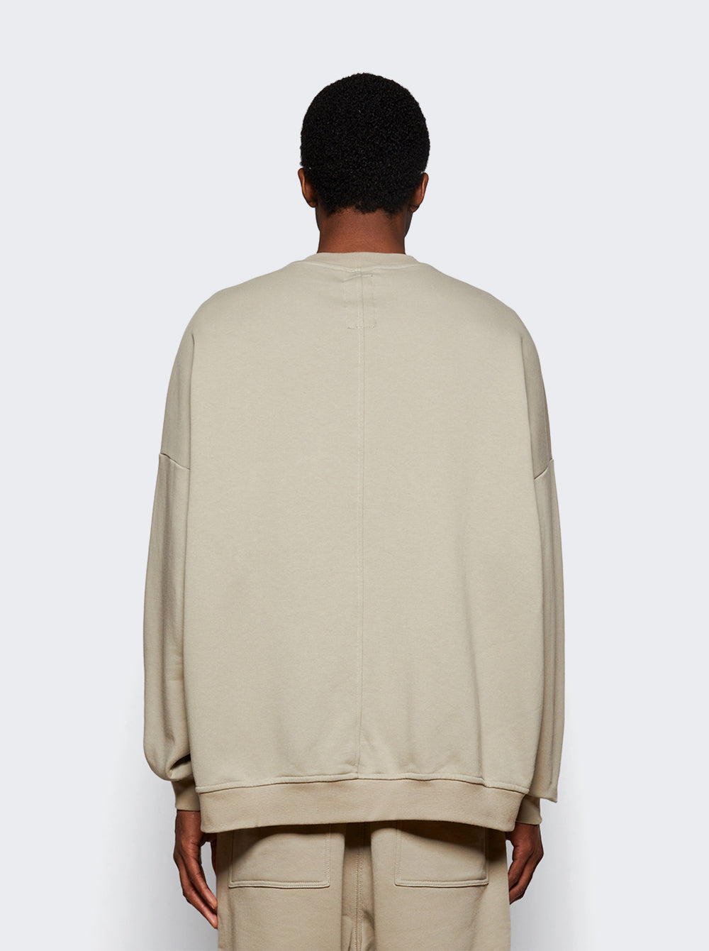 CM01E1669 CHFE_White_05.jpg