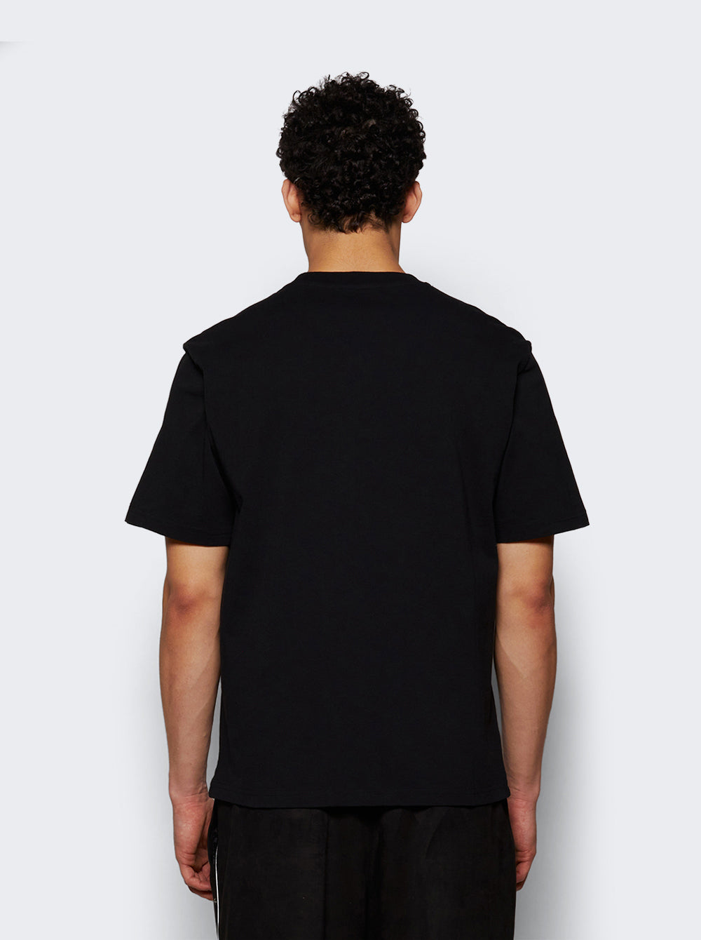 603JE03001E_Black_05.jpg