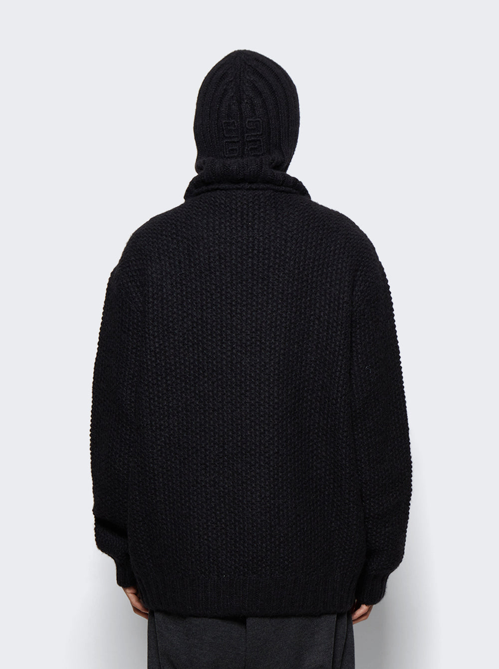 BM90JP4YB4001_Black_05.jpg