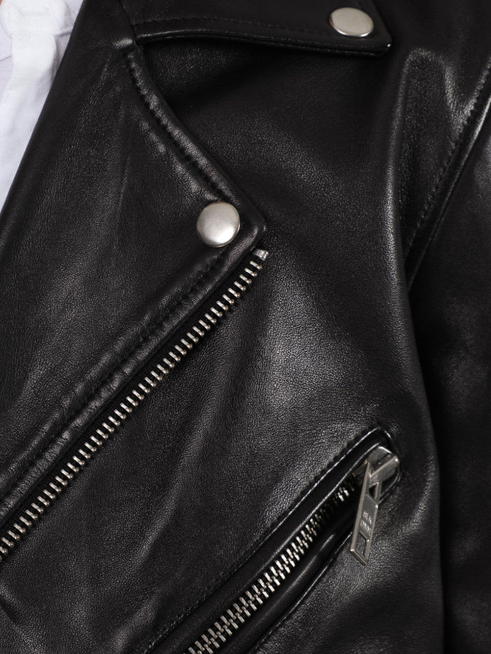 MK05L101_Black_05.jpg