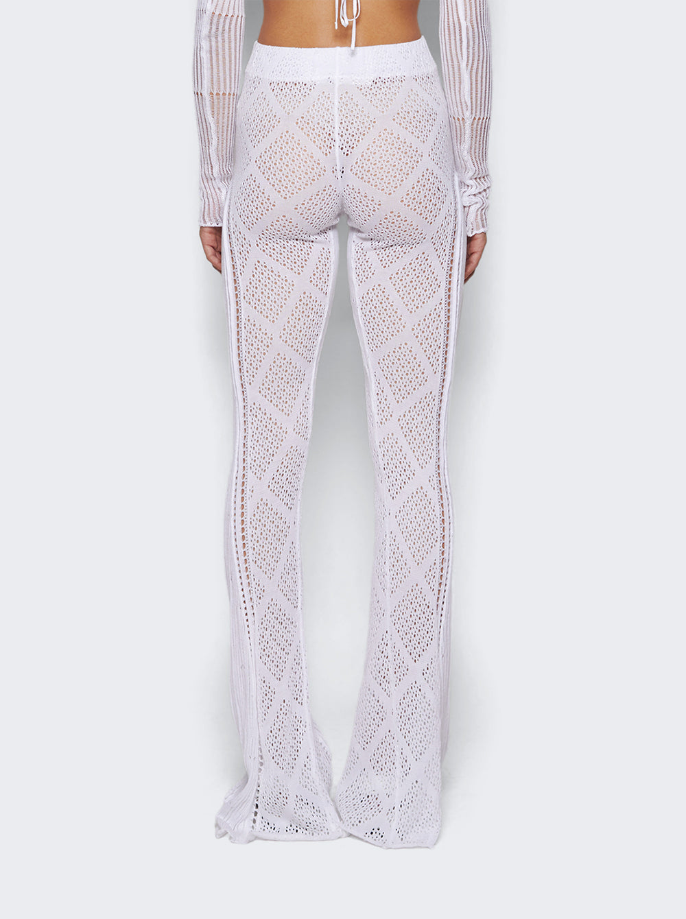 REAW23K_03W_White_05.jpg