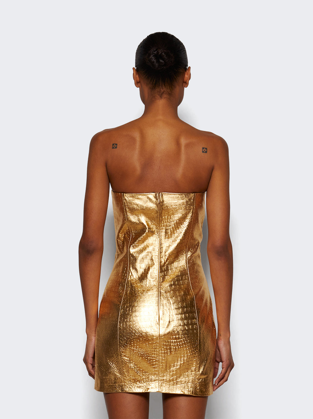 NA00102940411_Gold_05.jpg