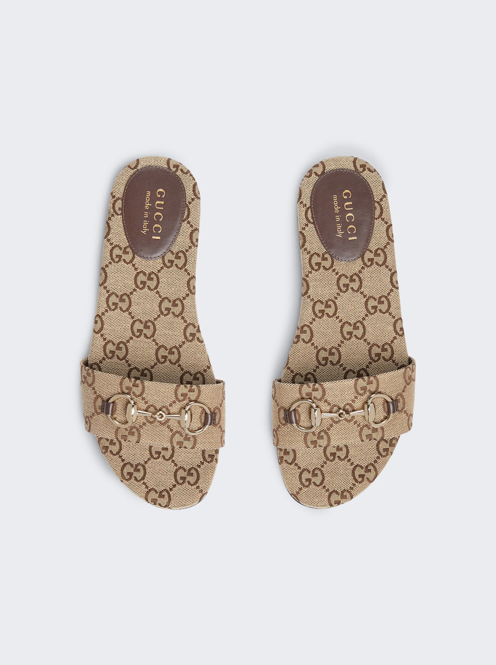 835828 FAB10_Camel_05.jpg
