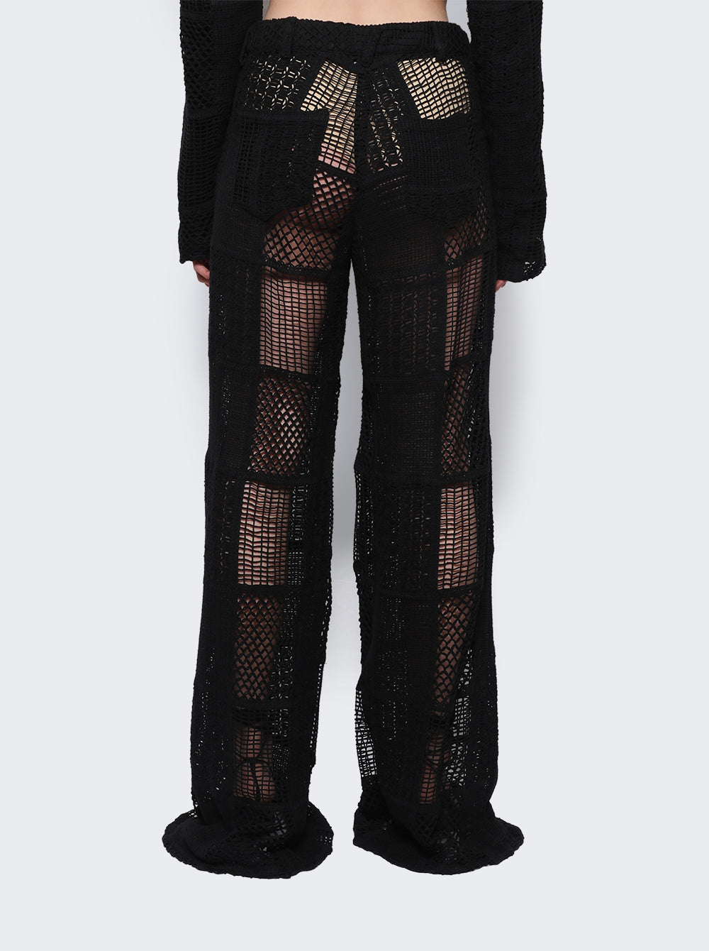 REAW23_06B_Black_05.jpg