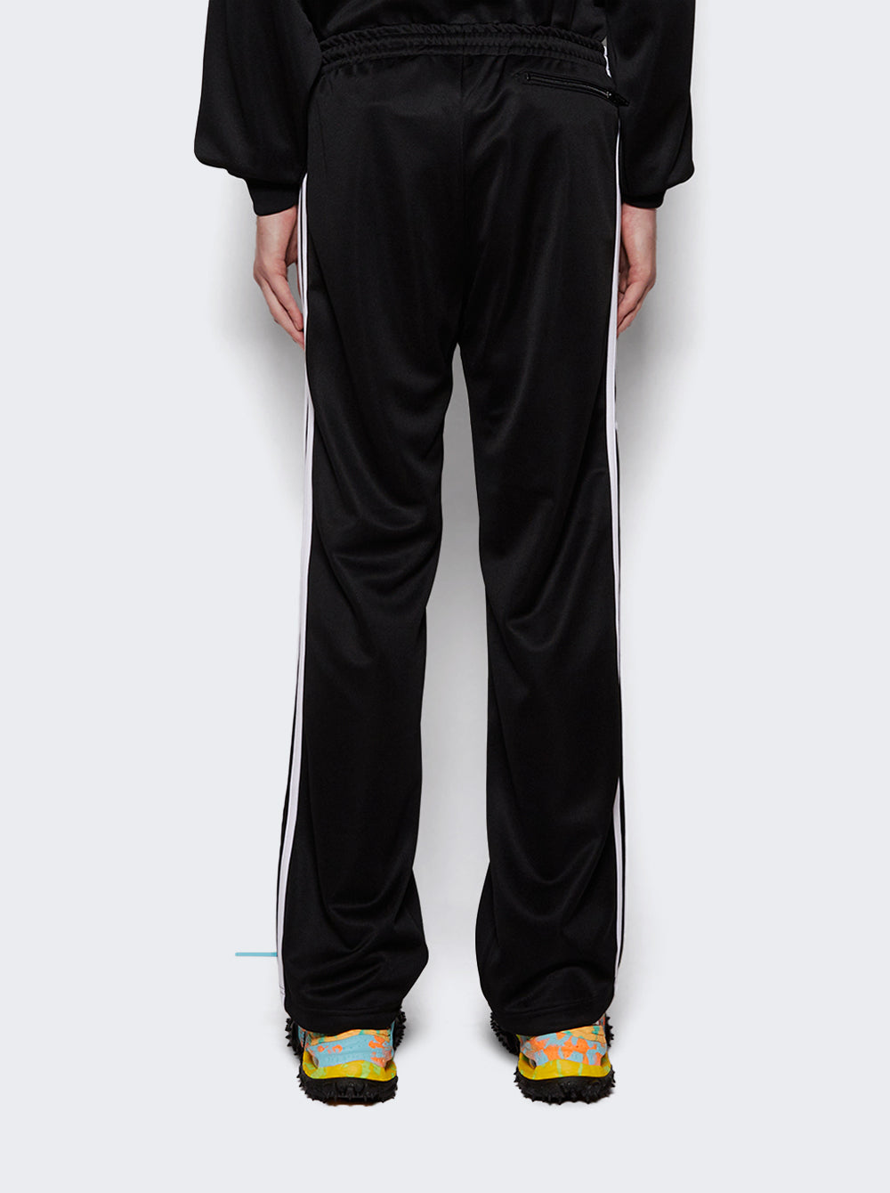 SM-YS1-0000-074_Black_05.jpg
