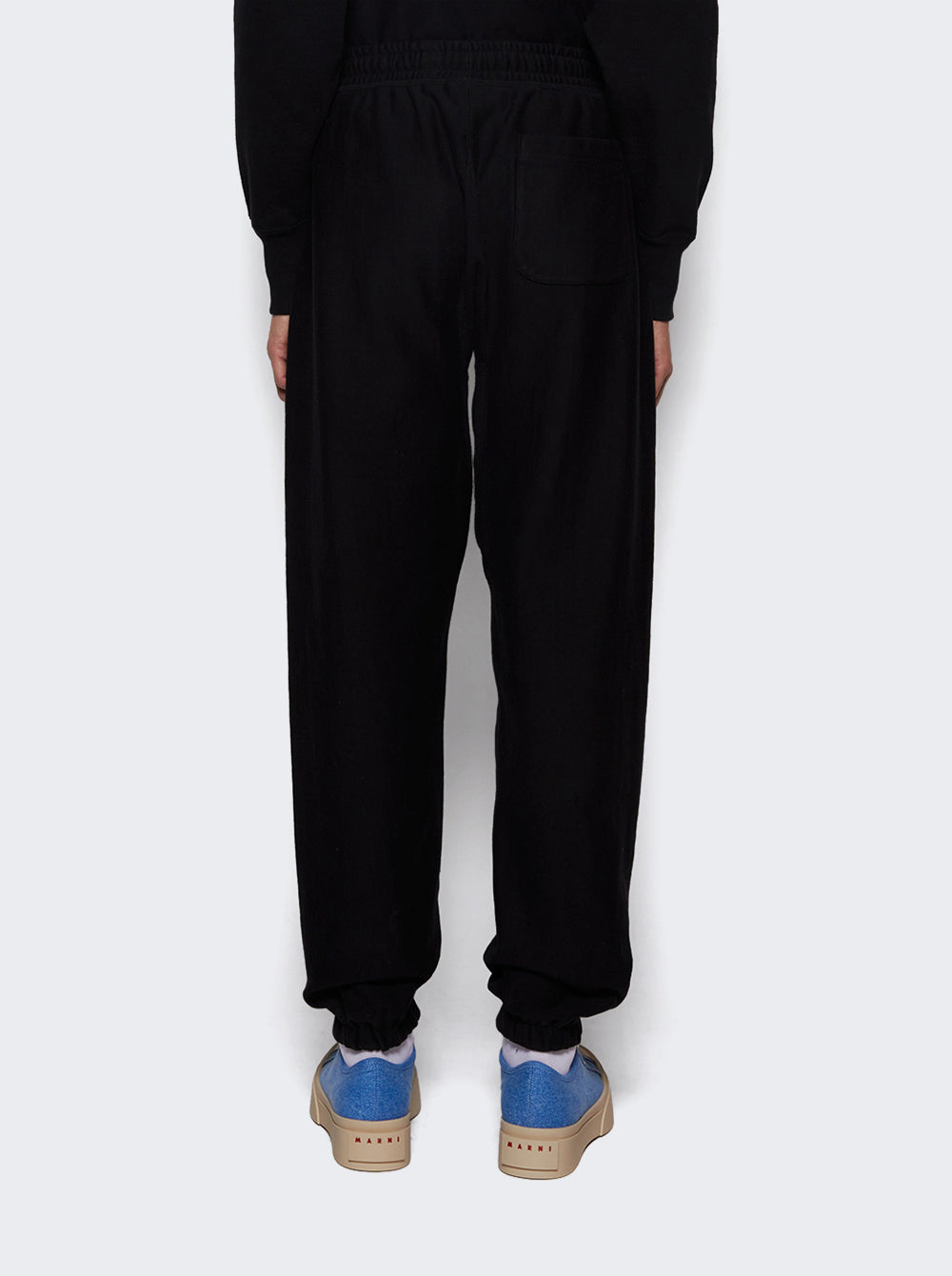 SM-YS1-0000-050_Black_05.jpg