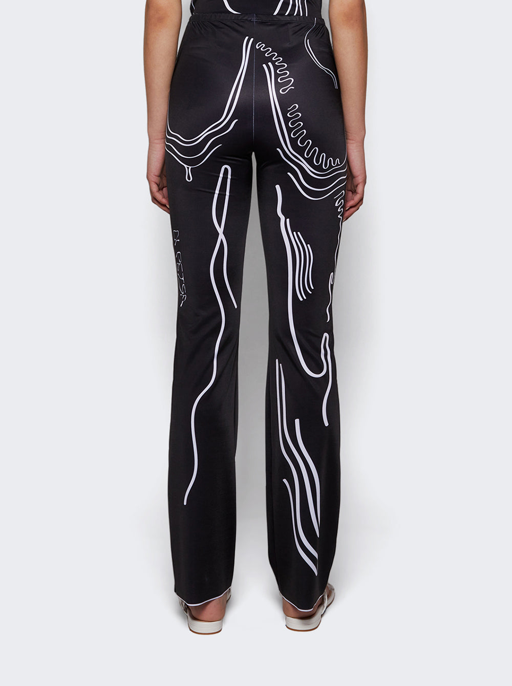 Venus Shell Lycra Trousers_Black_05.jpg