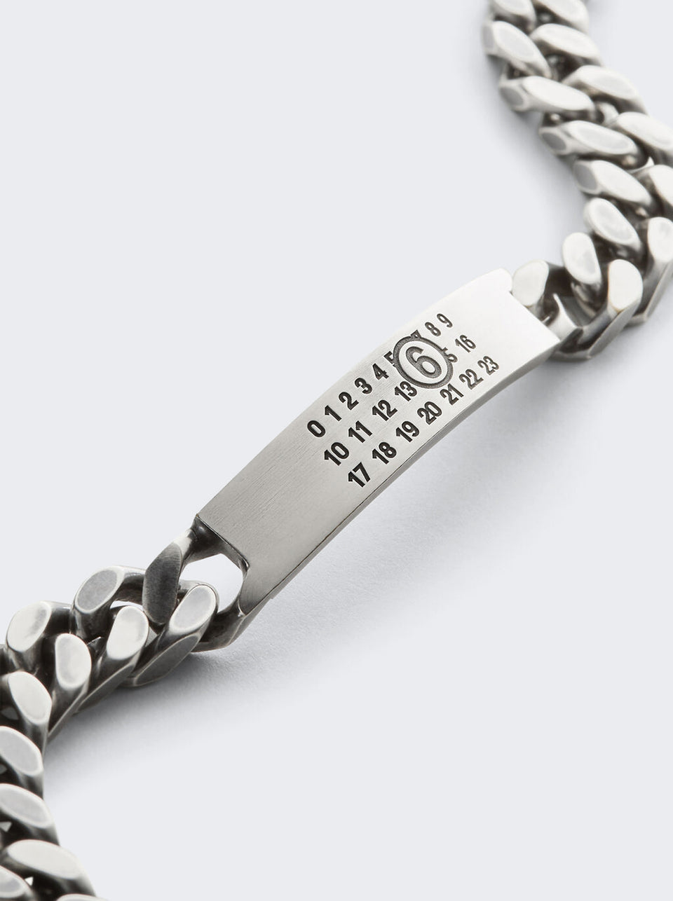 SM6UY0049 SV0235_Silver_05.jpg