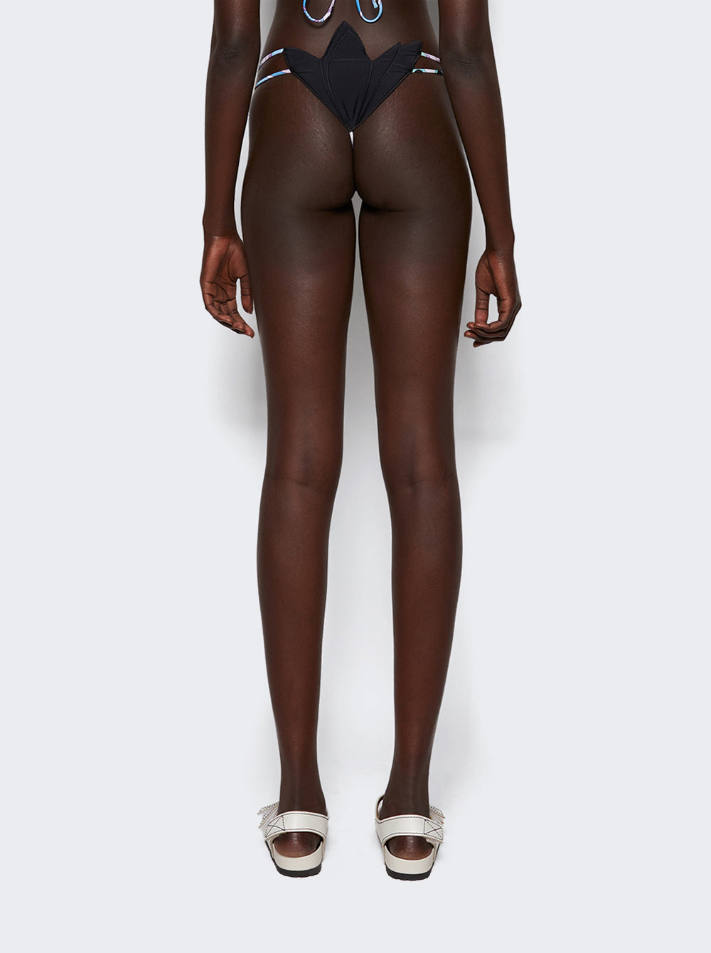 4HMX36 4H643_Black_05.jpg