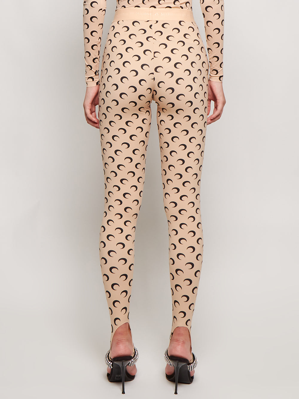 P111ICONWFW21 JERPA0001_A_05.jpg